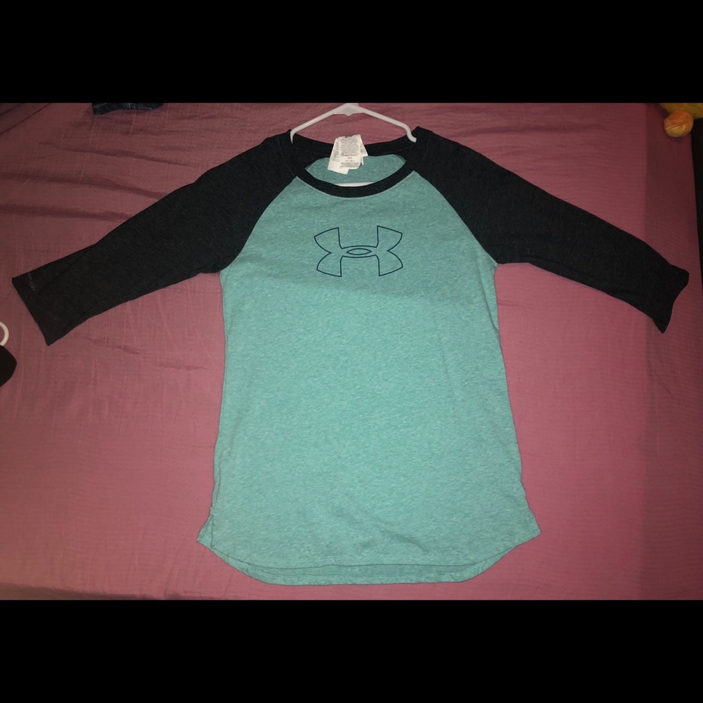 3/4 sleeve blue under armour shirt
